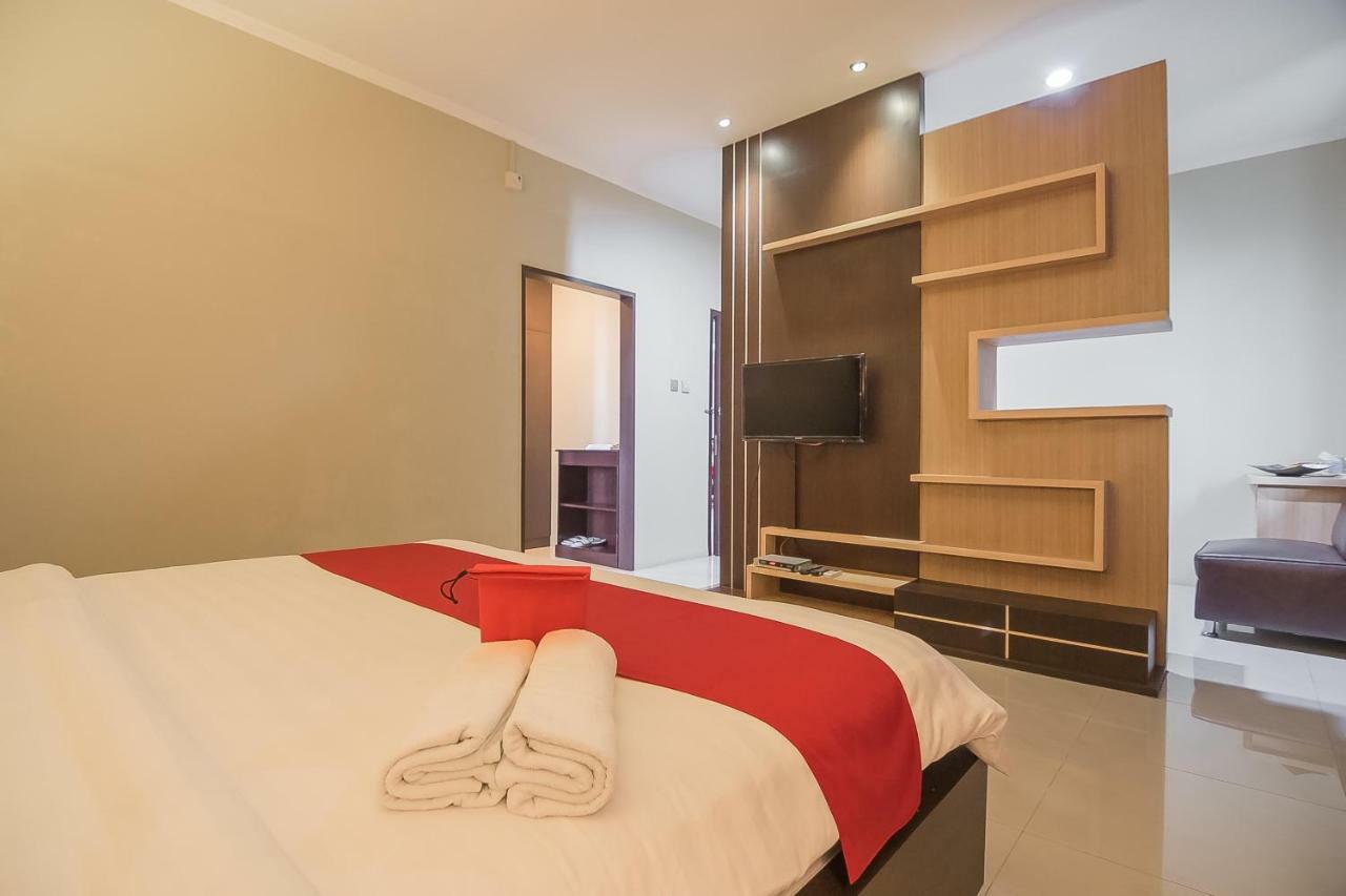 Reddoorz Plus @ Tanjung Pandan Belitung 2 Eksteriør billede